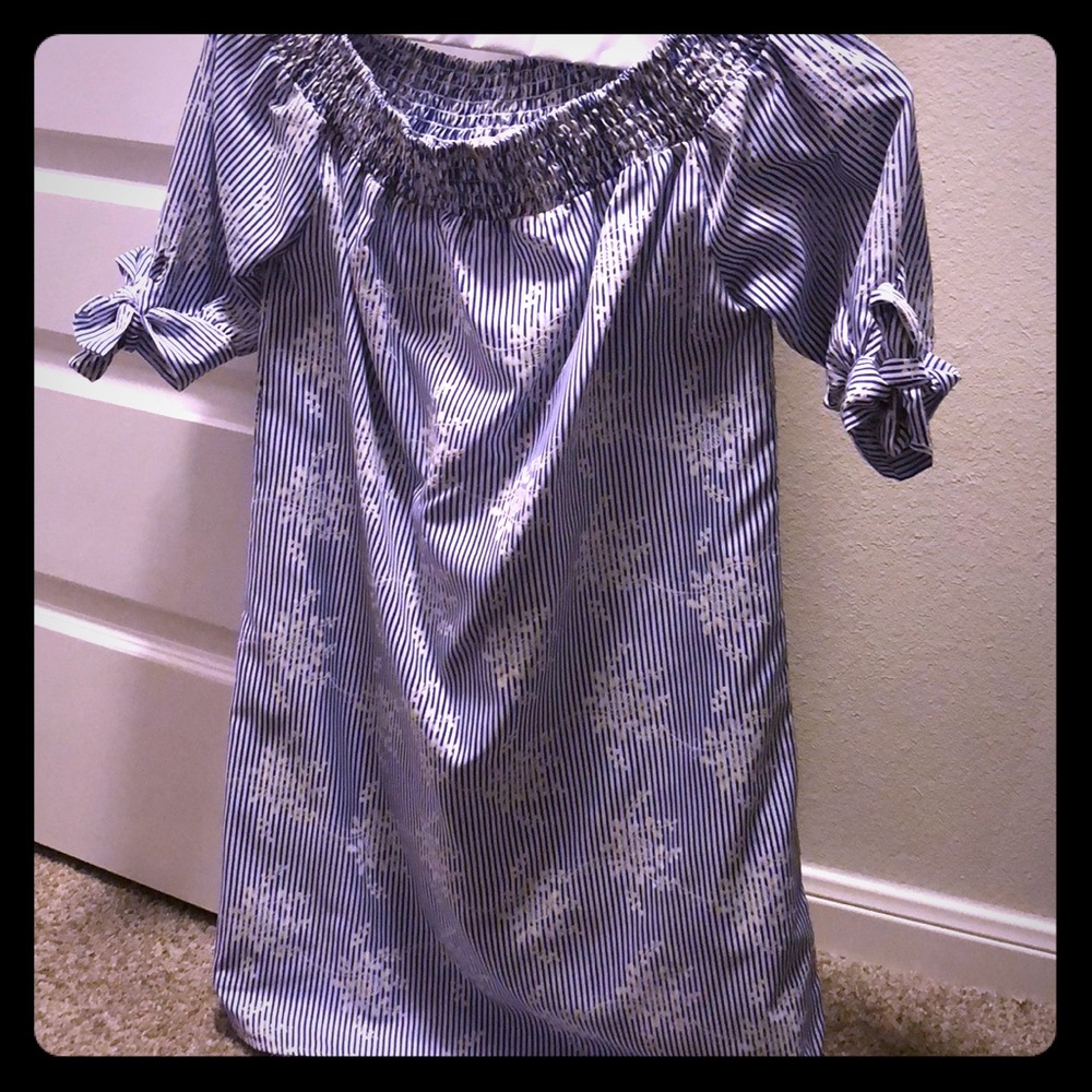 Adorable off the shoulder Blue and white dress